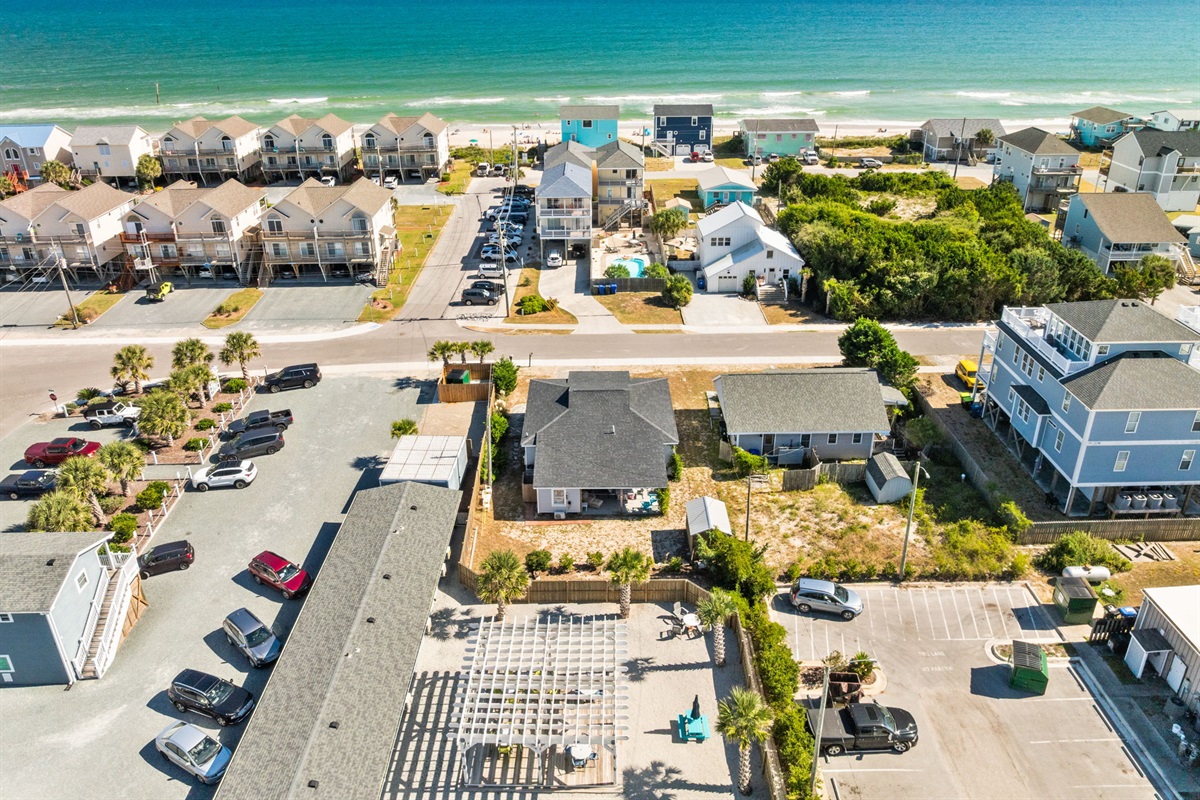 Prime location with restaurants, shops, and the beach just steps away