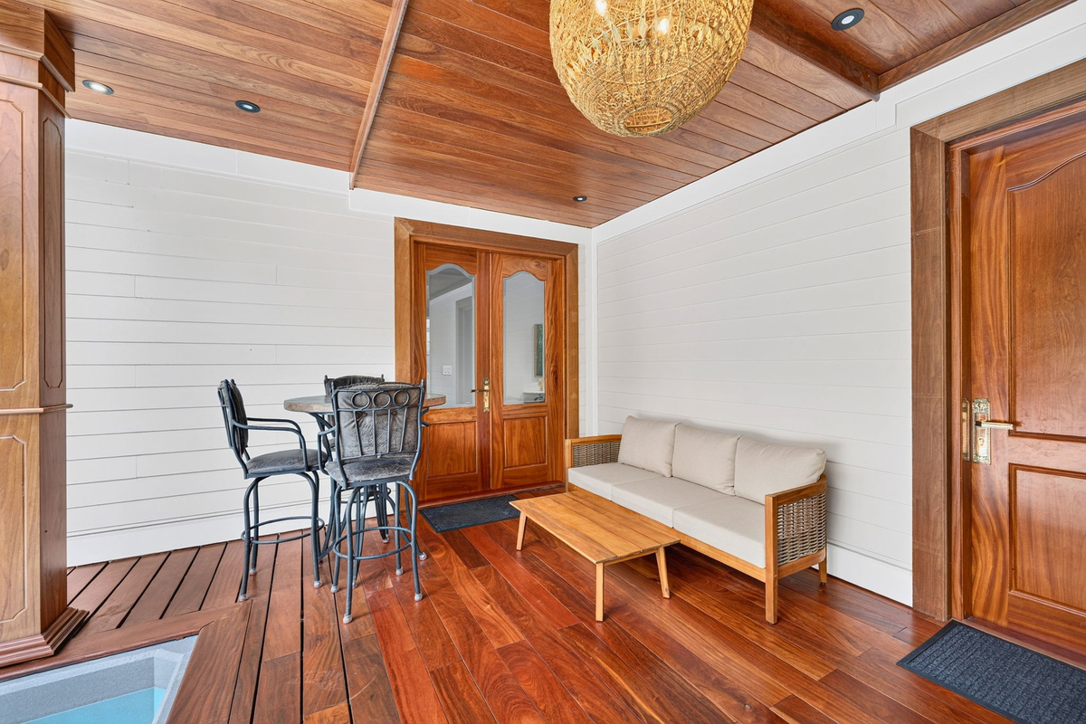 Pool Deck Lounge | Rosewood Retreat | 2605 Palm Blvd, Isle of Palms, SC | IOP Escapes