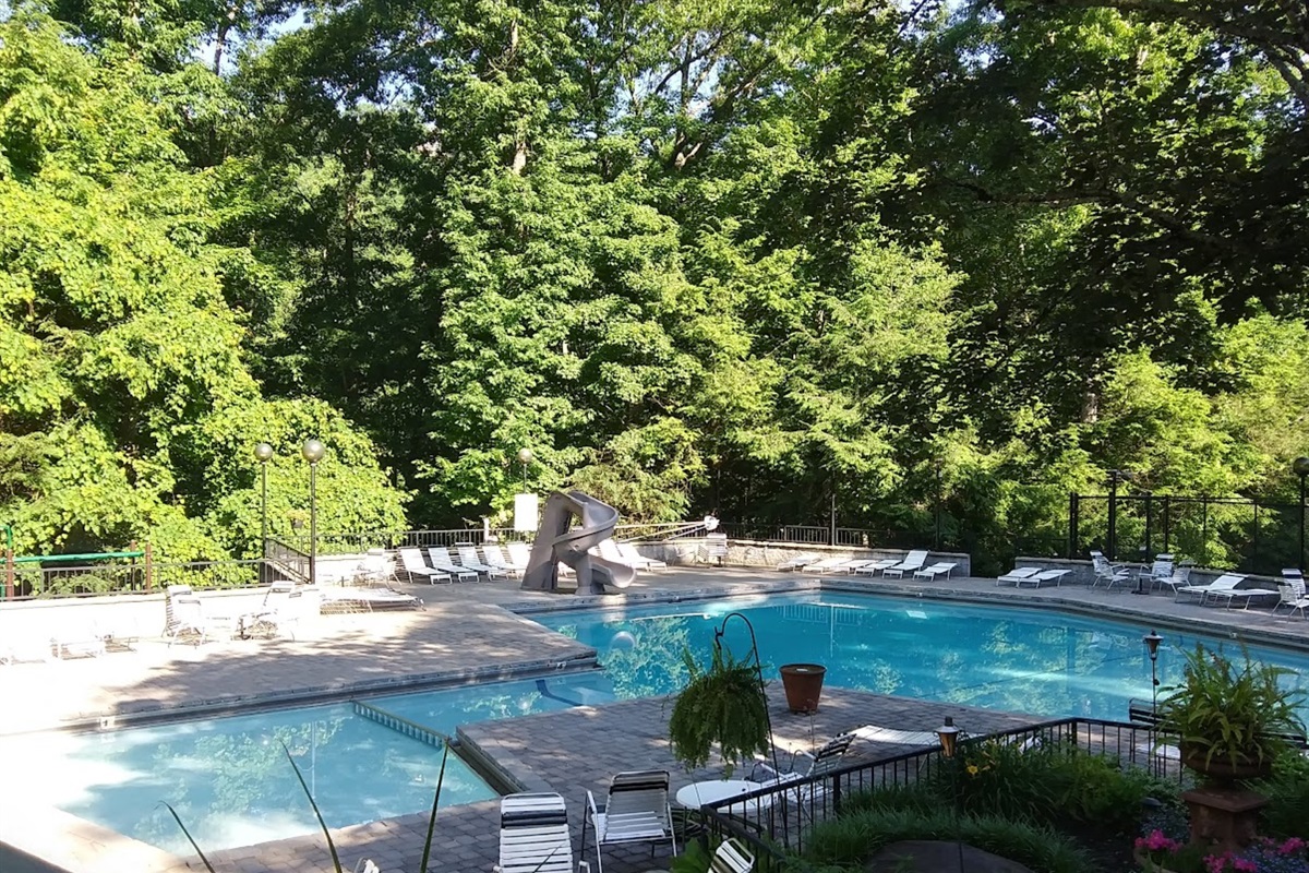 S BASDEN CLUBHOUSE POOL