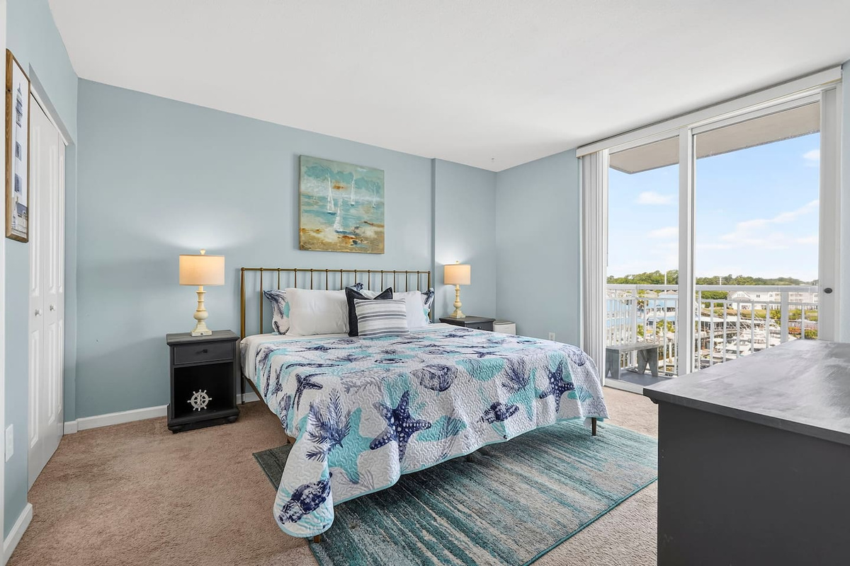 King suite with private ensuite bathroom—your own peaceful coastal retreat