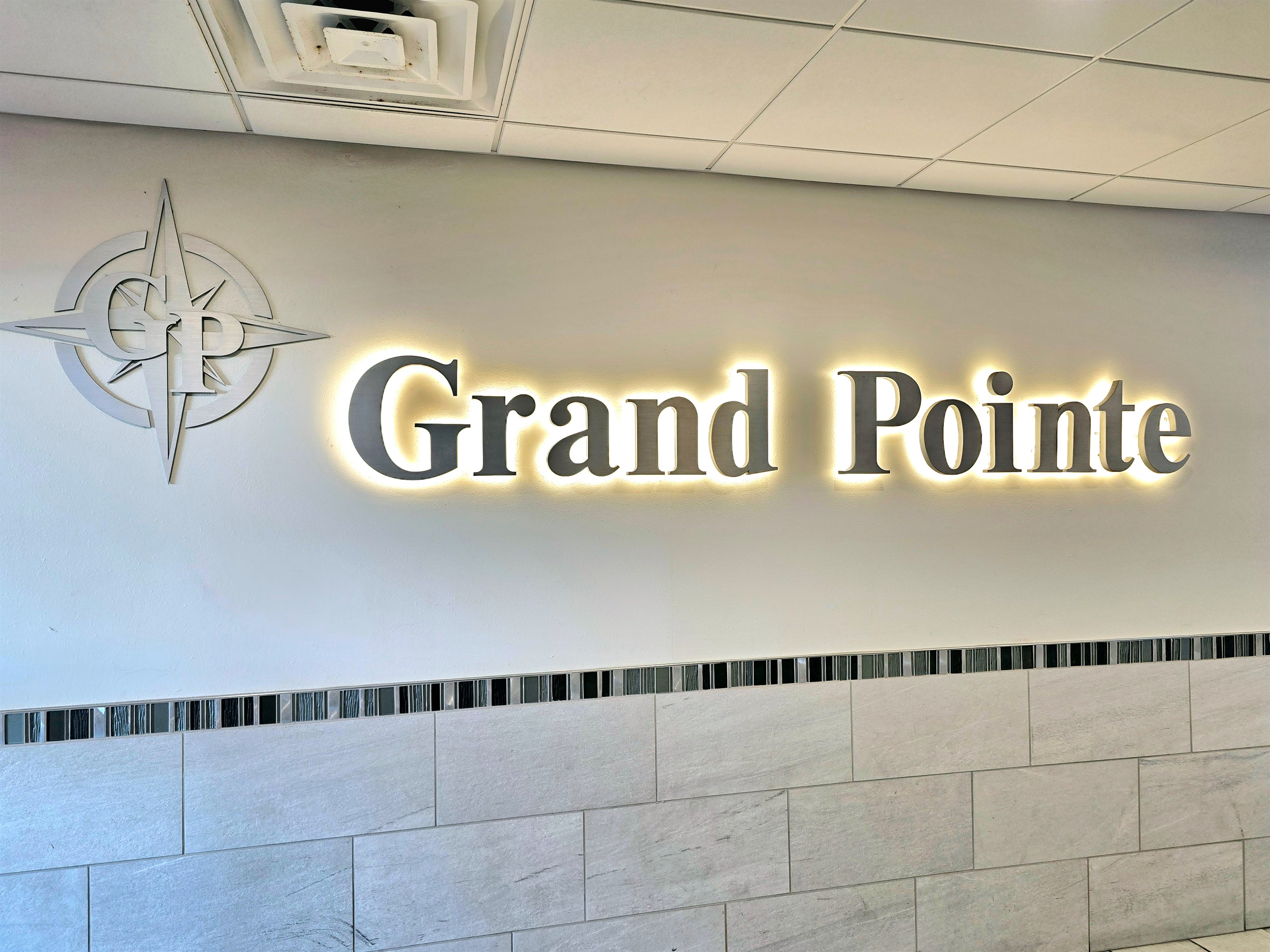 Welcome to Grand Pointe