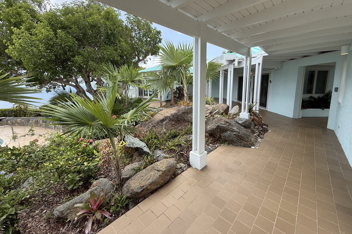 Walkway from the living room to Bedroom 2