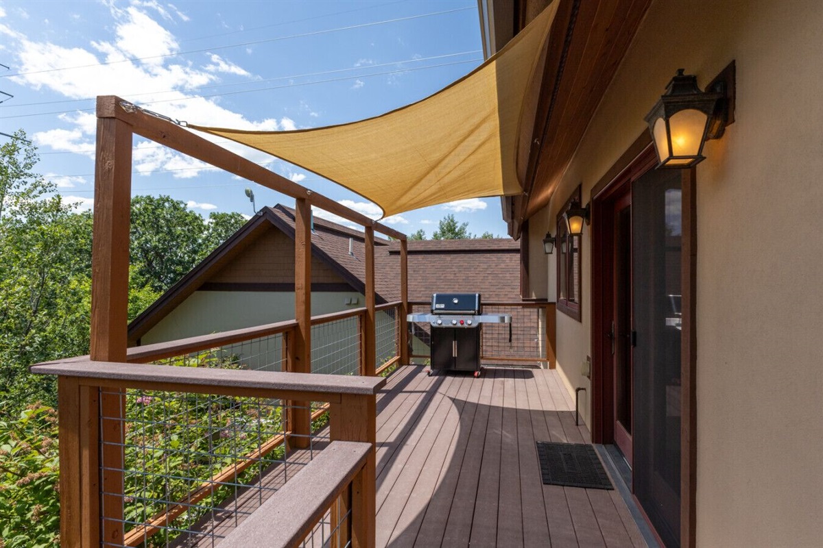 Private Deck | Propane Gas Grill