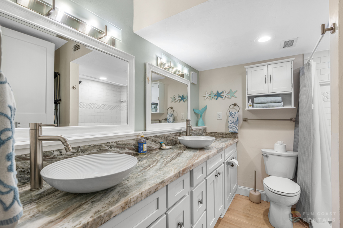 Updated Dual Vanity Bathroom