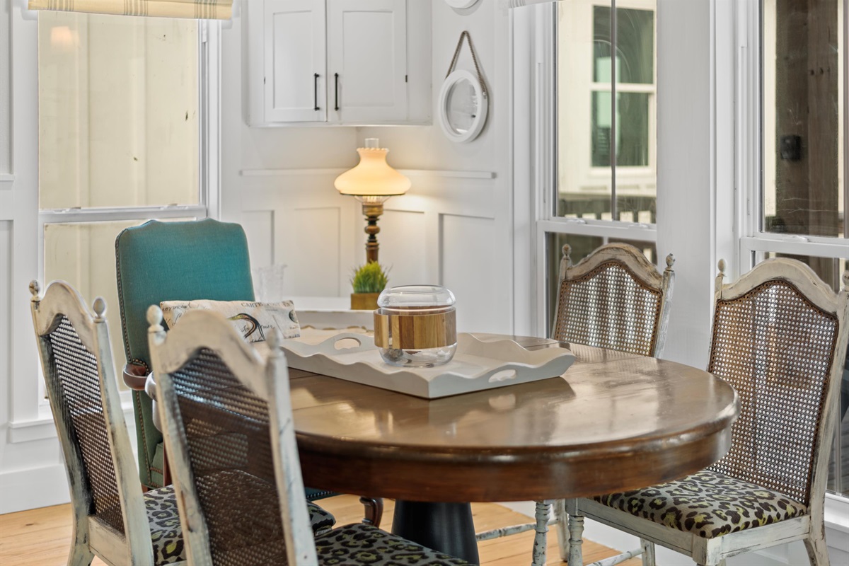 cb2f605ba71b440599e61bf4c80178d4 Large | Beachhouse | Texas | TX | Vacation Homes | Galveston | Crystal Beach | Kokomo | Breezy Days | Beachfront Elegance | Sunrise Serenity | Southern Sands Property Management, LLC