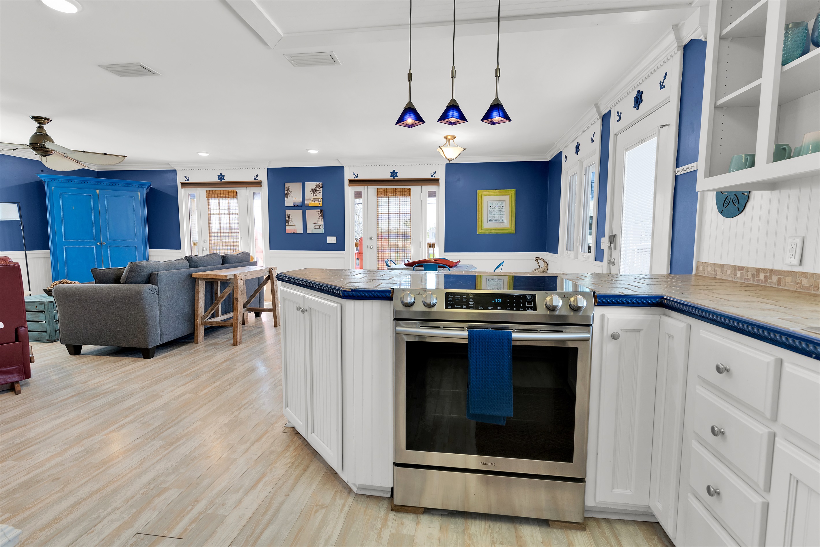 Bake a pizza, or a 4 course meal in these stainless steel appliances