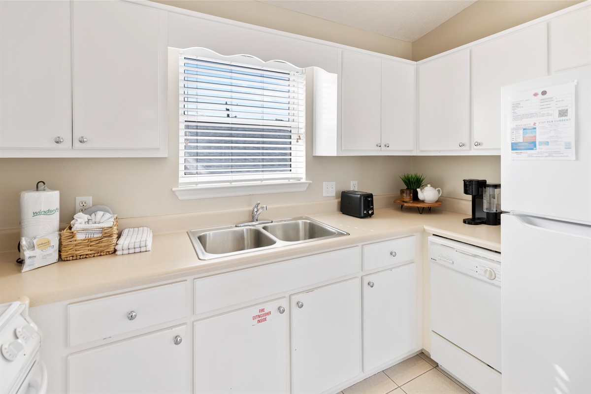 2nd Floor Guest House (Full Residence)