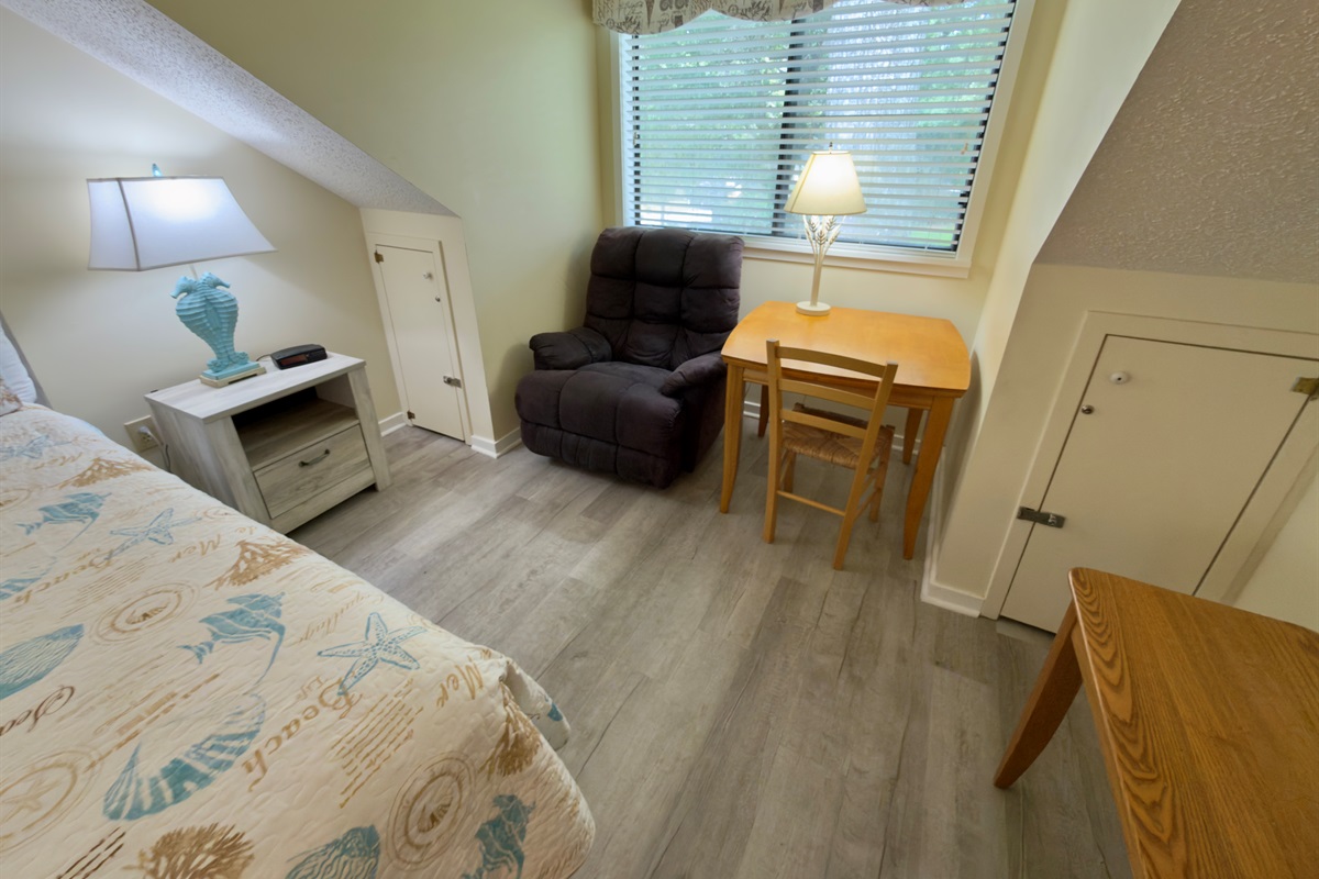 Main Bedroom with King Bed