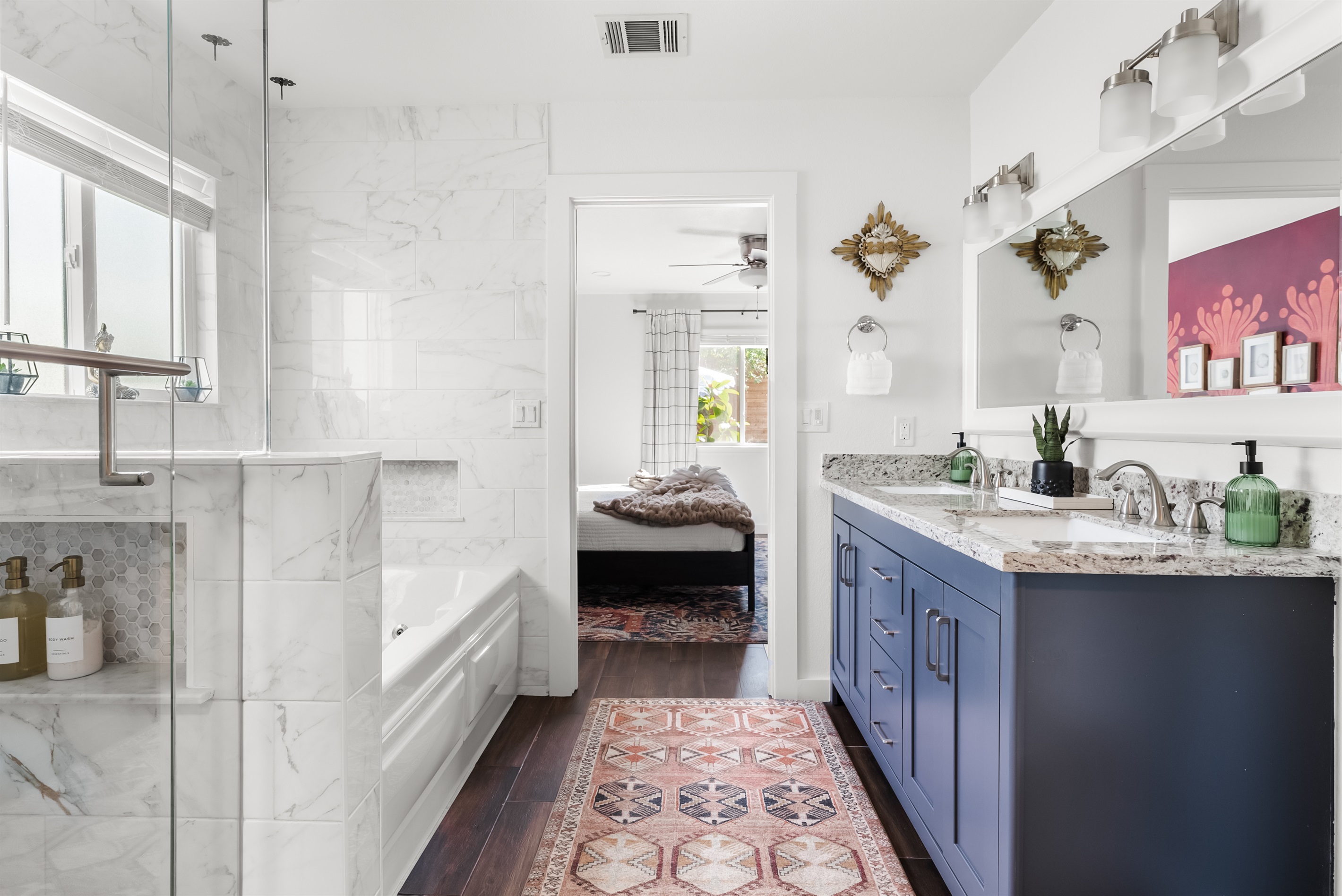 Dual vanity, walk-in shower and large soaking tub