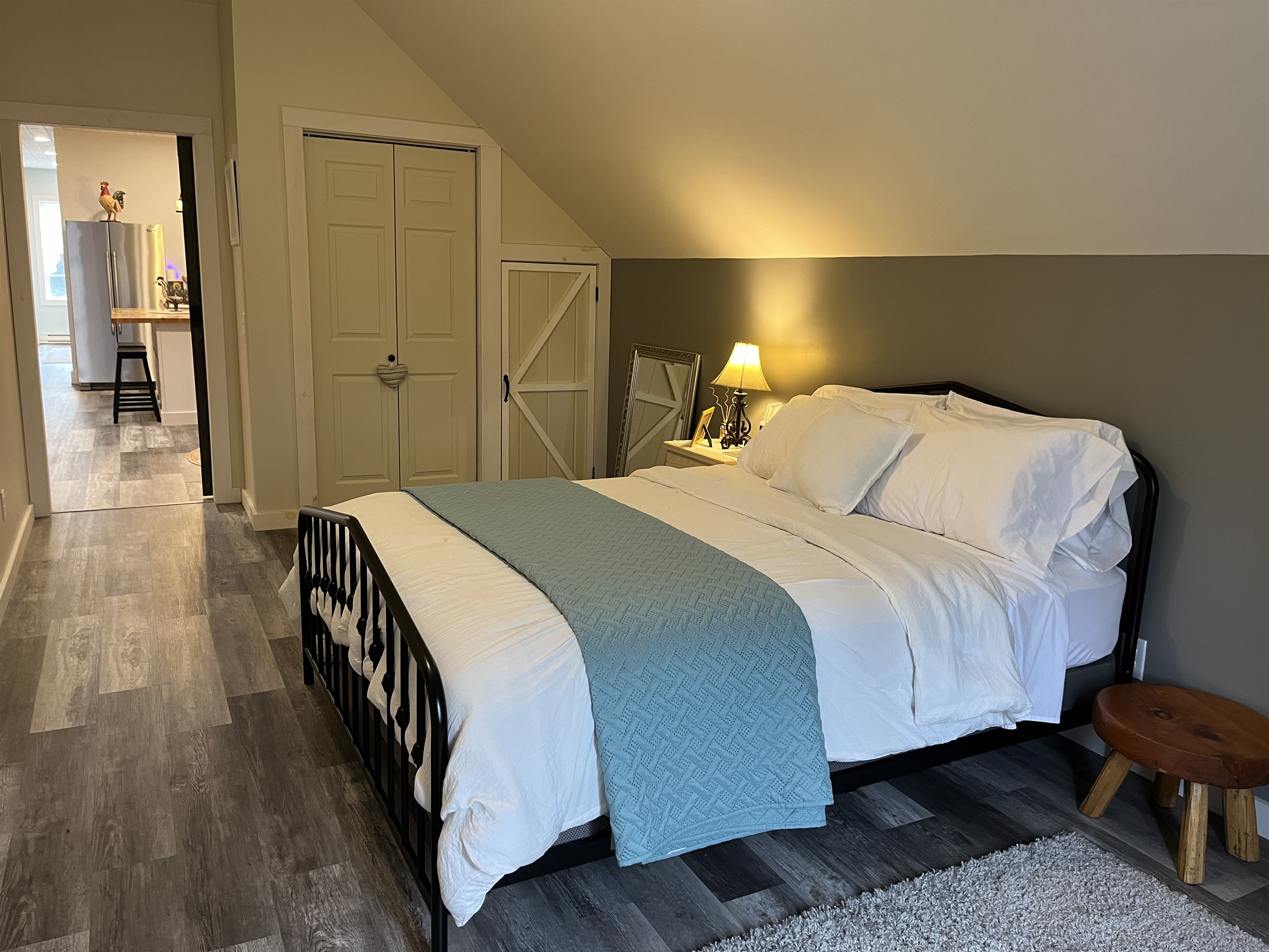 Horse Haven bedroom #1 queen bed