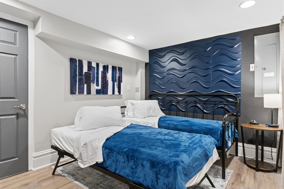 Perfect for additional guests, with flexible sleeping arrangements and plenty of space.