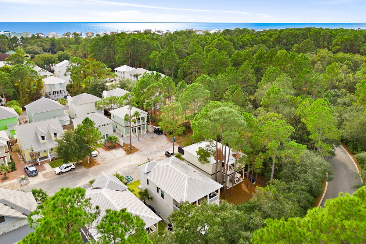 Just minutes from the Gulf of Mexico, with beautiful views stretching toward the emerald waters.