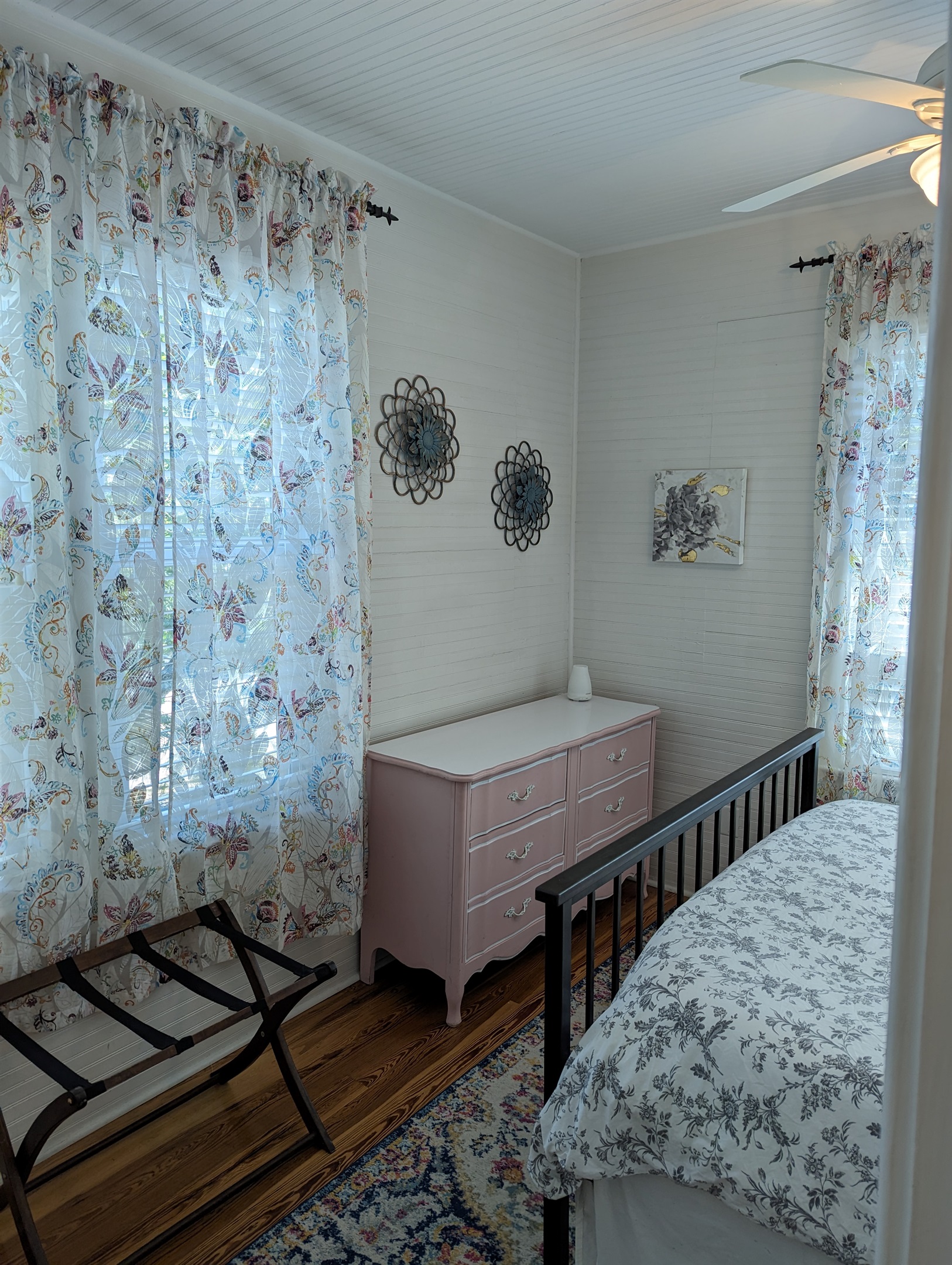 2nd Bedroom (Main house)