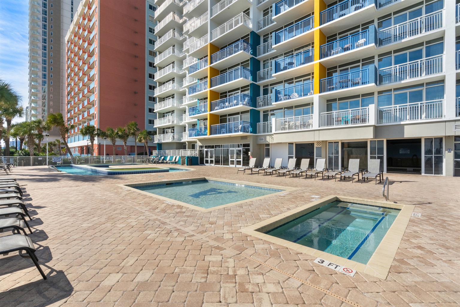 Outdoor Hot Tub and Pool