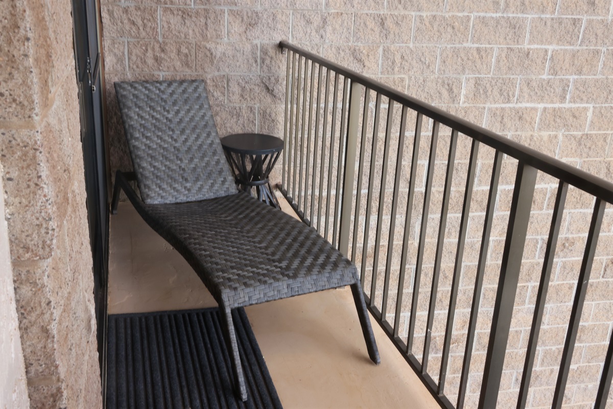 The lounger on the lanai is a great place to relax with a great book!