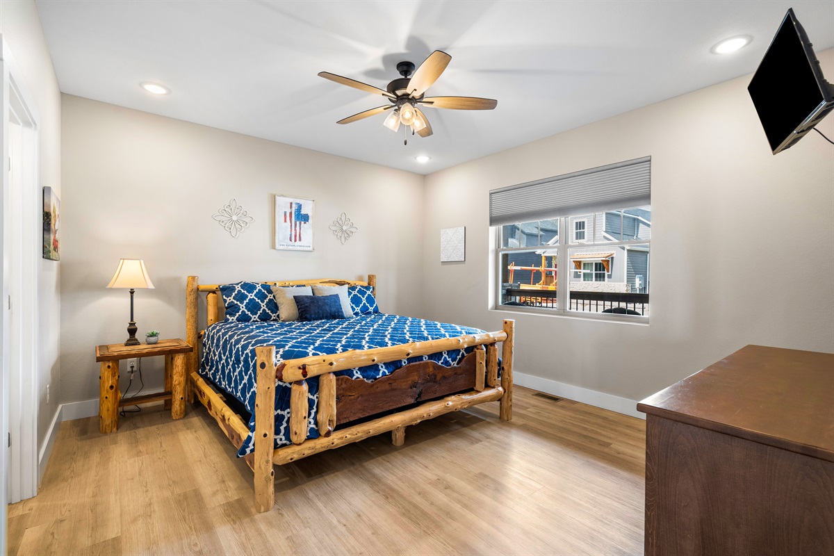 Main level king bedroom 1 with en suite shower