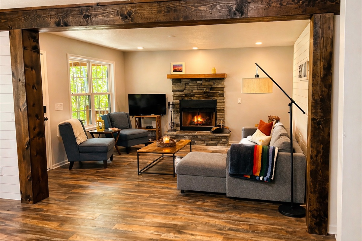 Open Floorplan perfect for entertaining.