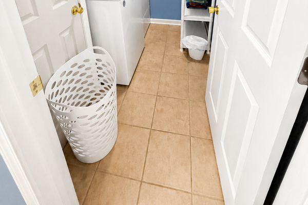 Well-equipped laundry space for guests