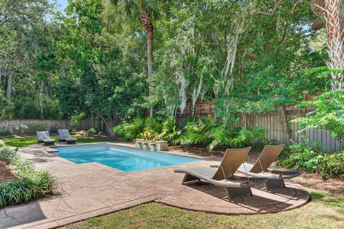 Private pool | IOP Poolside Paradise | 112 Sparrow Drive | Isle of Palms, SC | IOP Escapes