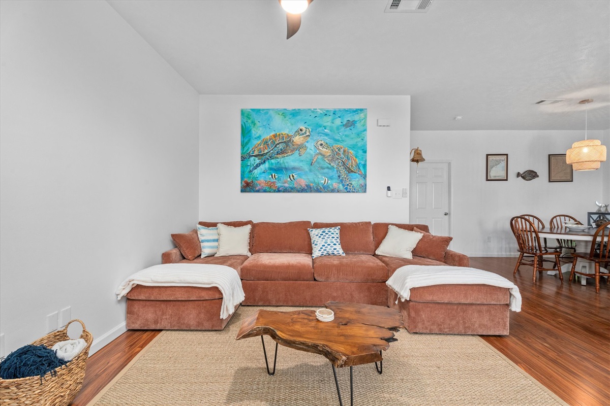 cbd9dc762c78406fb431e0fb1580df19 Large | Beachhouse | Texas | TX | Vacation Homes | Galveston | Crystal Beach | Kokomo | Breezy Days | Beachfront Elegance | Sunrise Serenity | Southern Sands Property Management, LLC