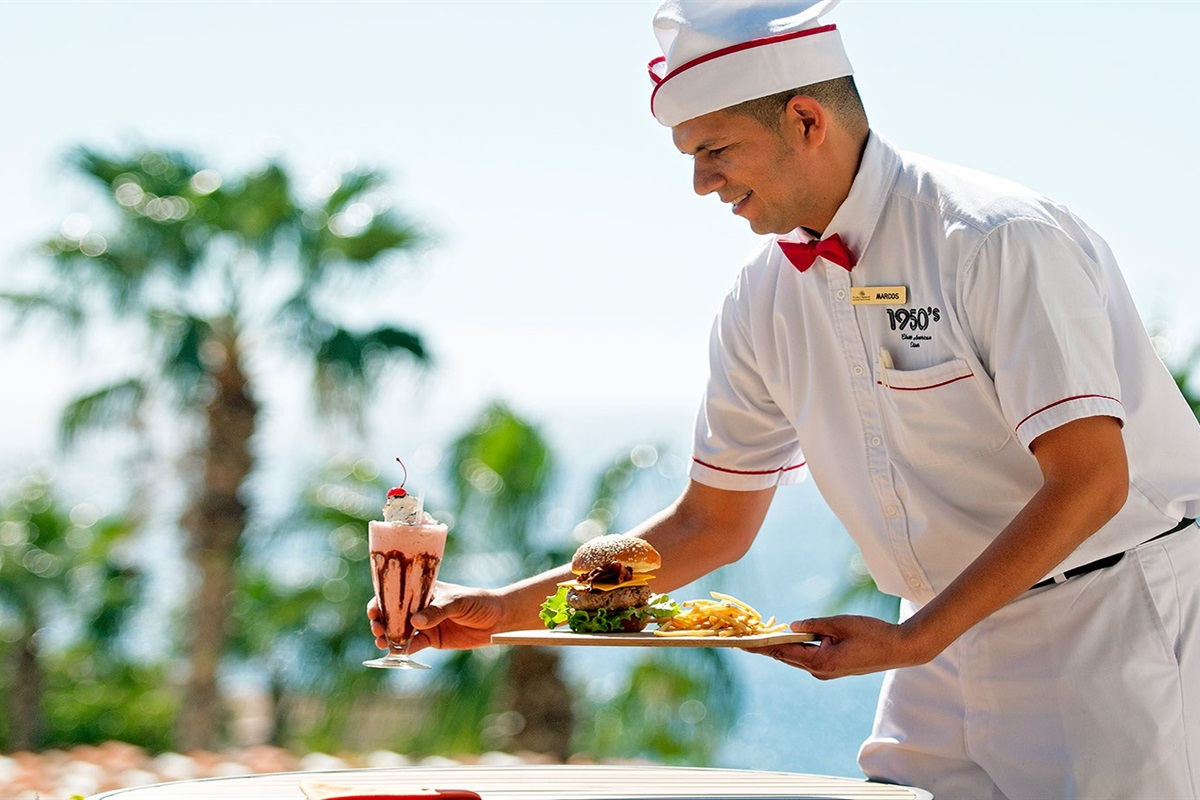 Outdoor Dining at Pueblo Bonito Sunset Beach, Vacation Travel Exclusives