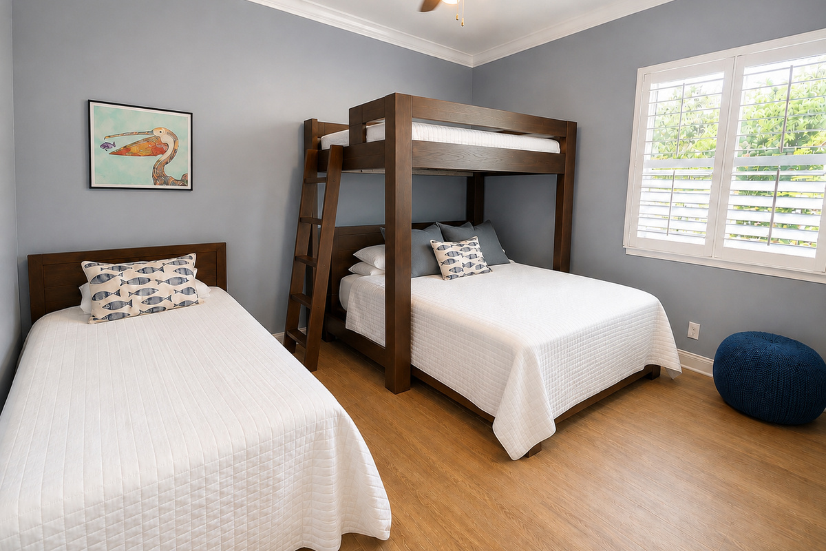 Family bunk room with sturdy xlg twin bed up, queen size bed down, and twin to the size. Plenty of space for all kids, or mom and dad with kids. Mattresses are 14 inch and super comfortable. 