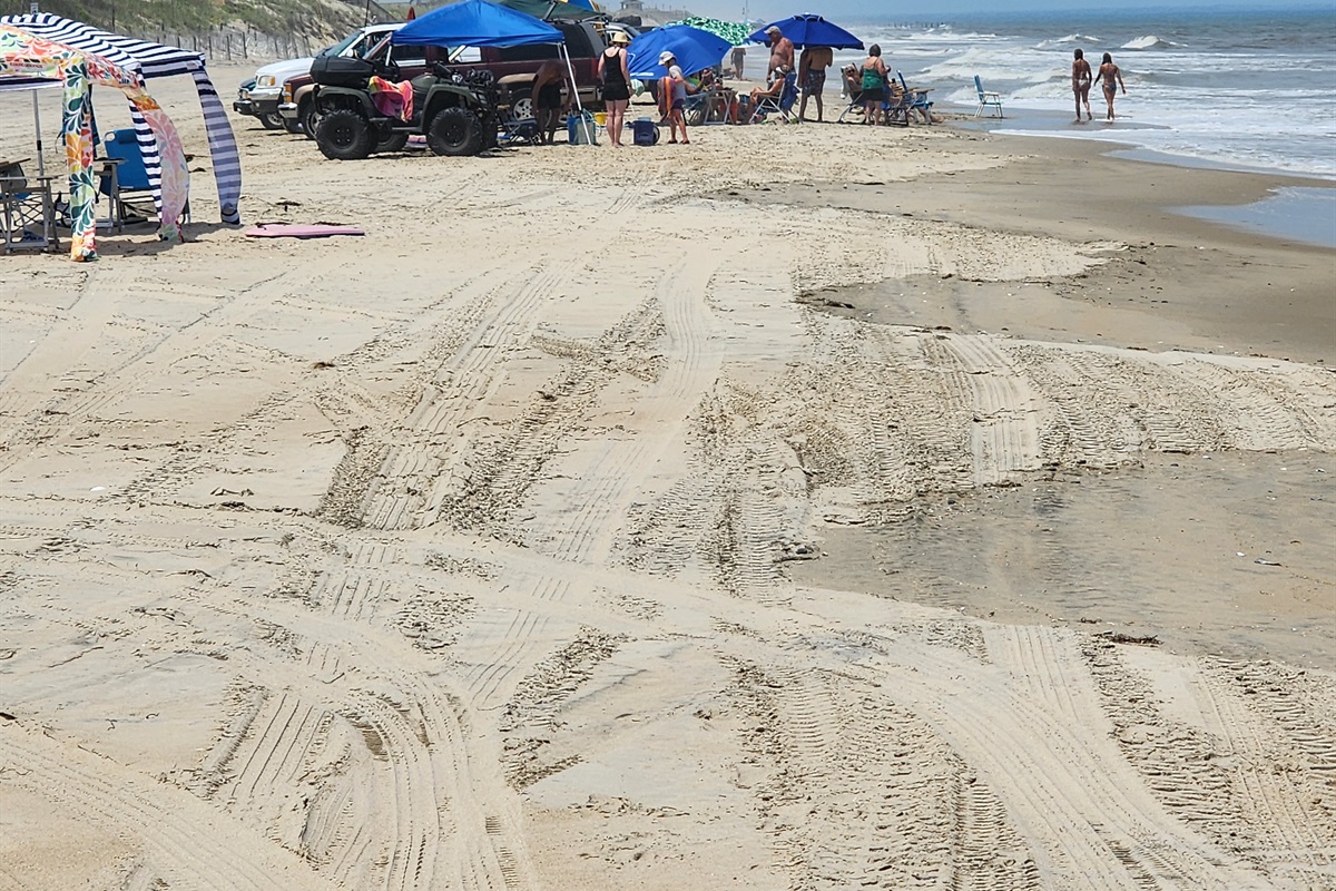 The 4x4 beach life! Park right on the beach