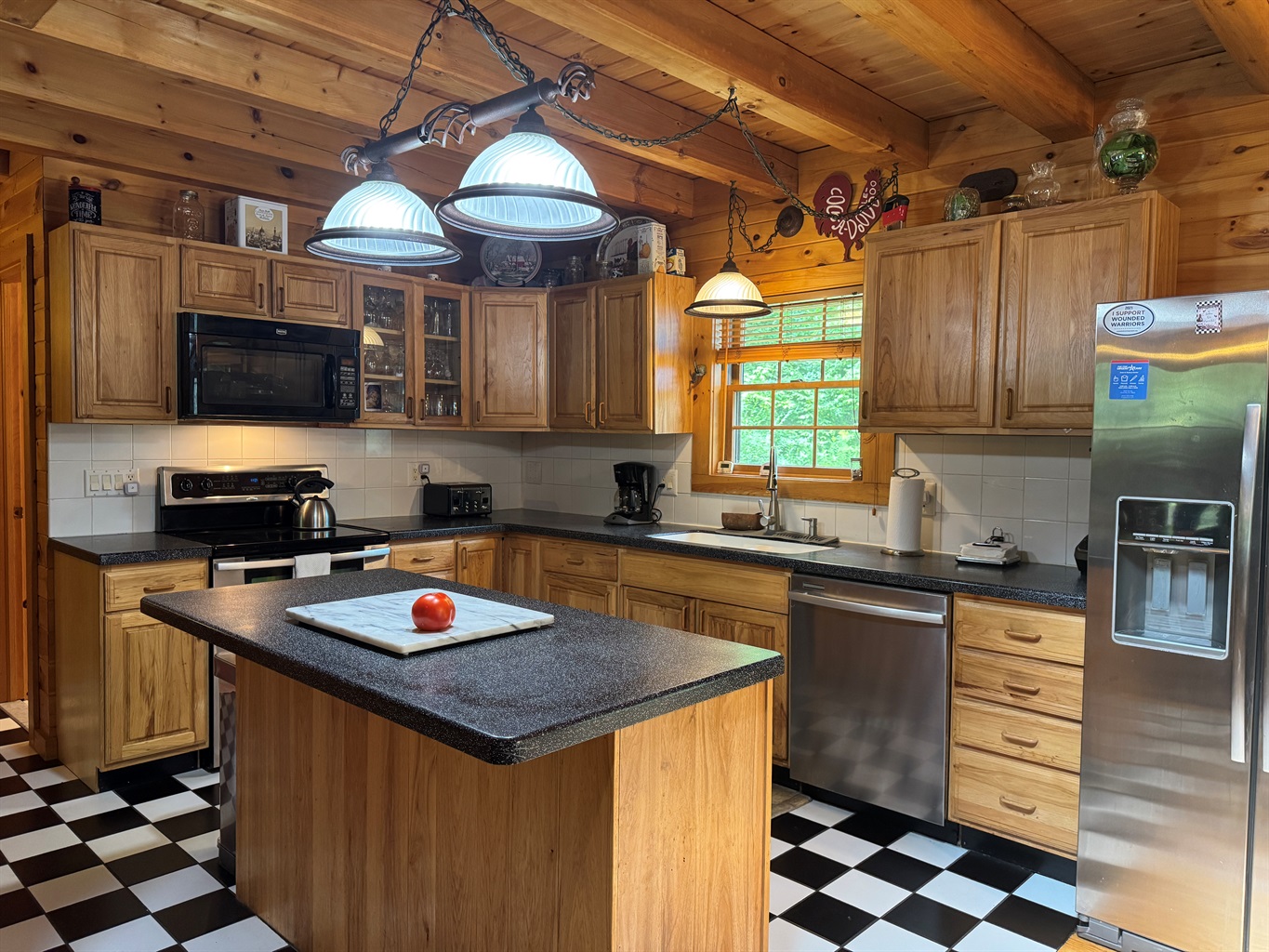 Kitchen with island