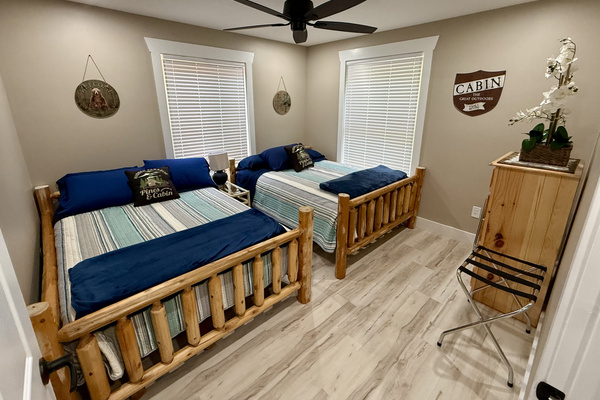 Main floor bedroom, 2 queen beds