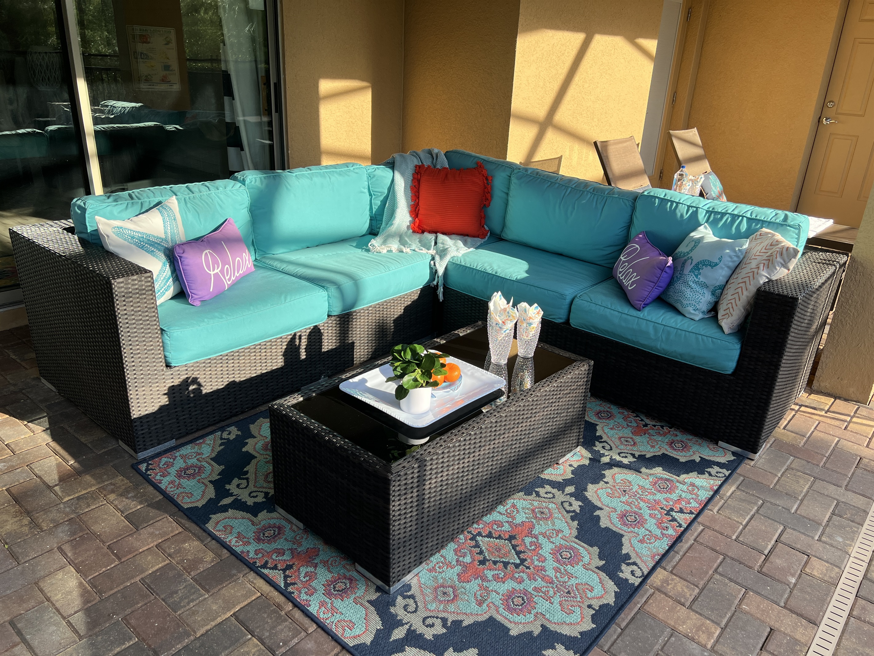 Plenty Of Poolside Seating