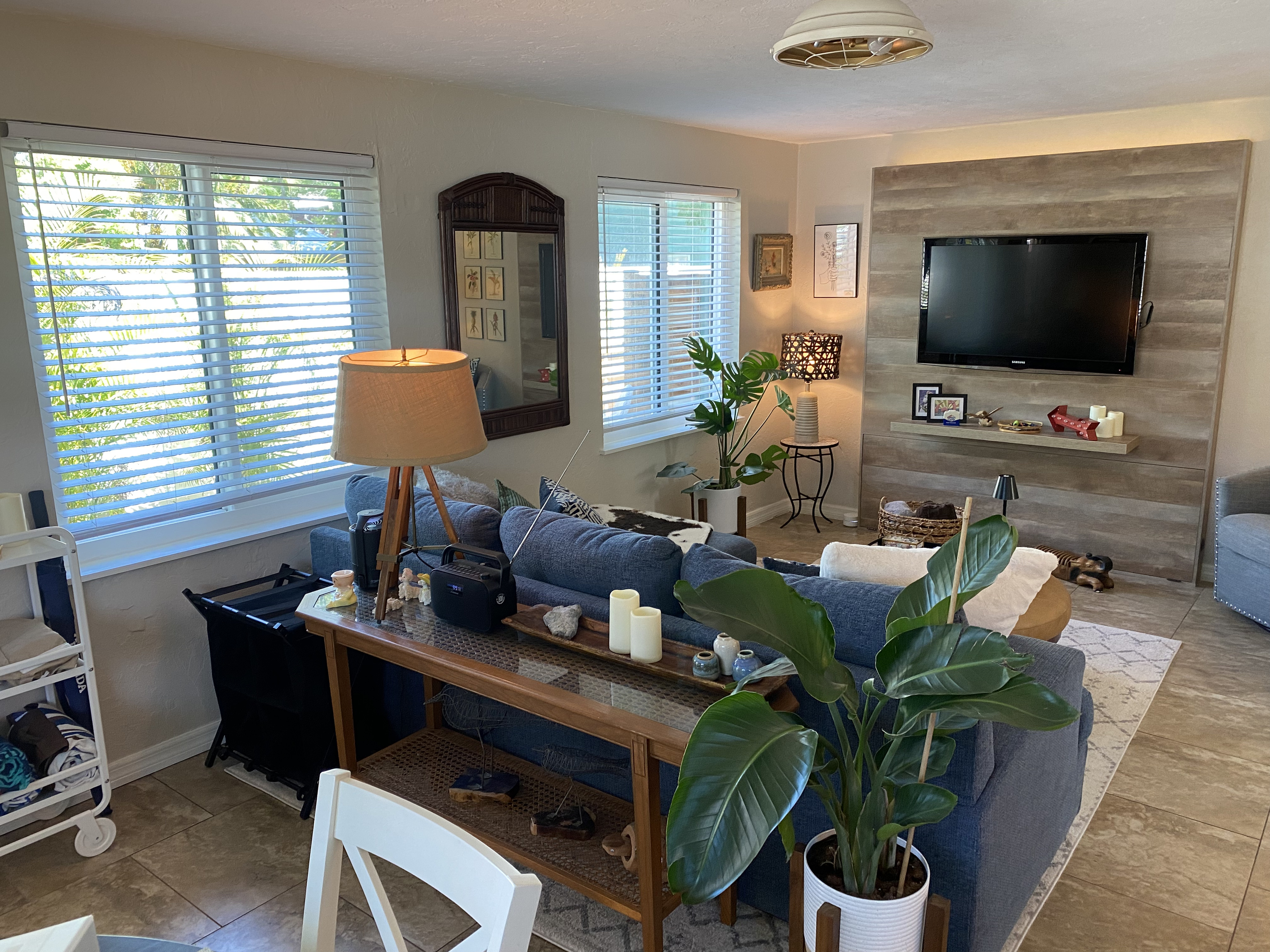 Living Room: Watch streaming movies