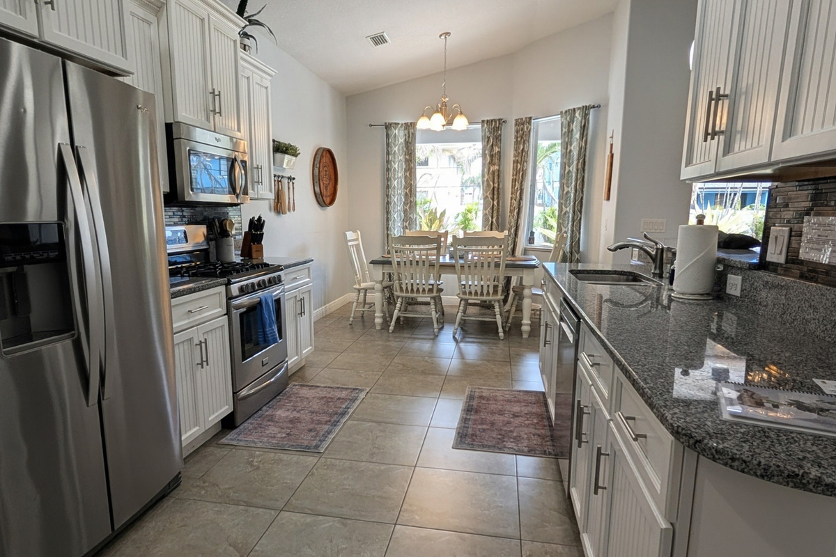 Kitchen/Dining