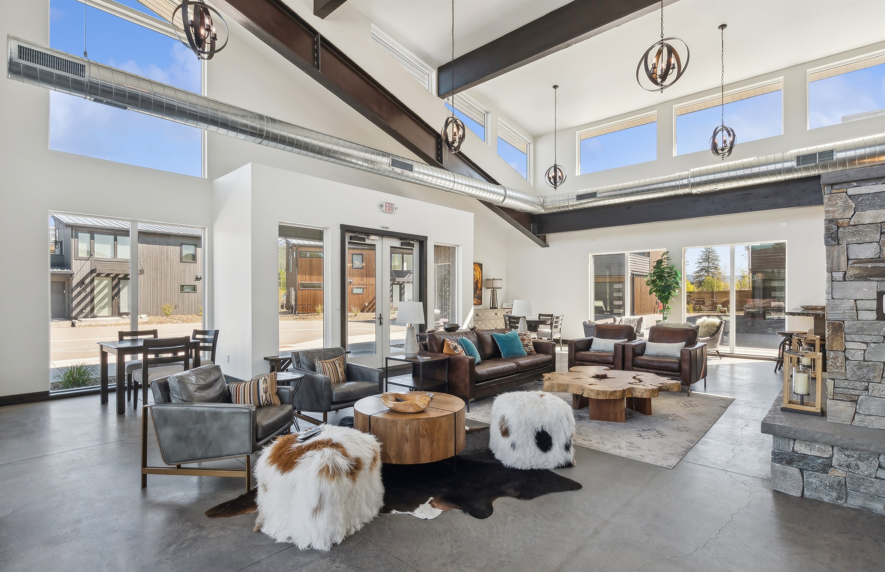 Community area in The Quarry Clubhouse open year round5 am-11 pm