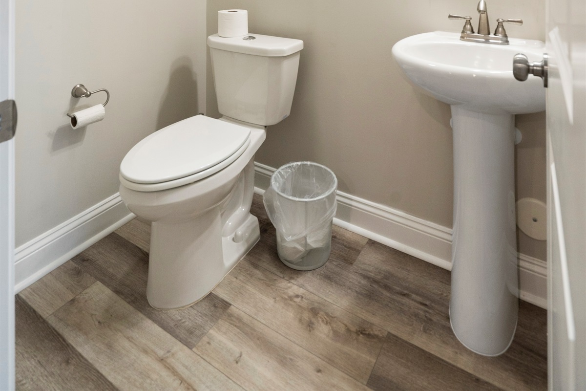 1/2 Bath