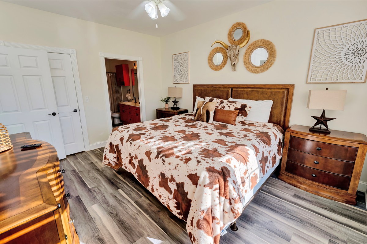 Stunning Bedroom ✨ Beautifully Decorated 🛏️💫