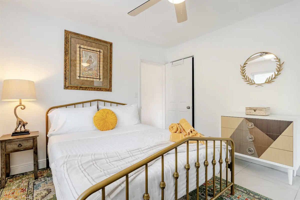 Master bedroom with bathroom adjacent. The 3rd additional small bedroom is connected to this room as well.
