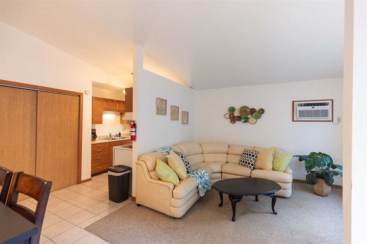 Open concept living room & dinning room