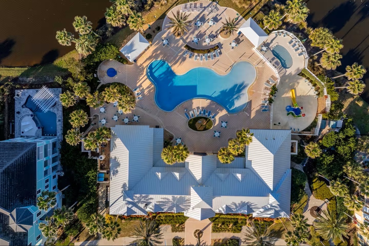 Resort-style pool days just minutes from your door 💦
Float, lounge, or splash with the kids at Cinnamon Beach’s main pool—surrounded by palms, sunshine, and laid-back coastal vibes.
