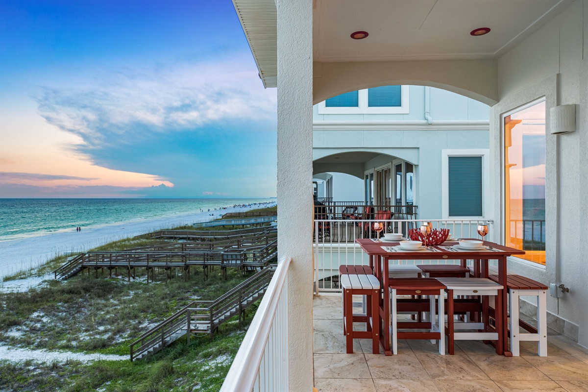 Beachfront Dining | Second Floor