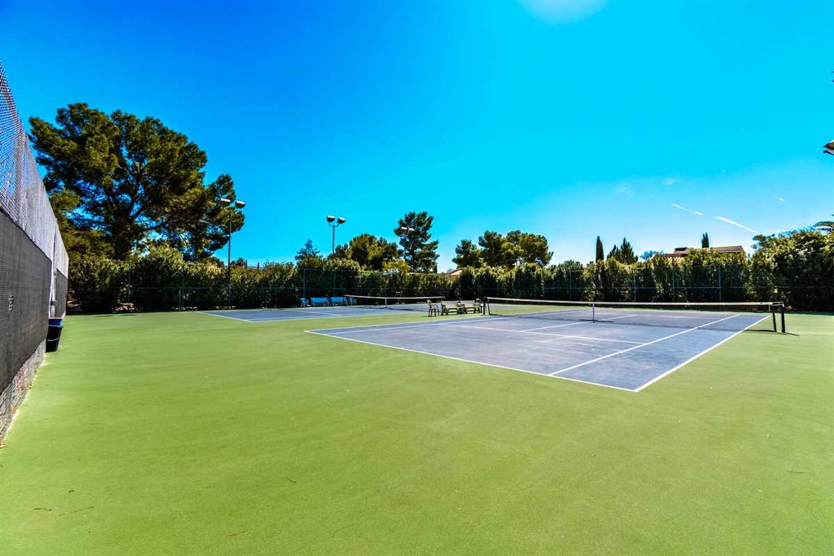 Tennis Courts