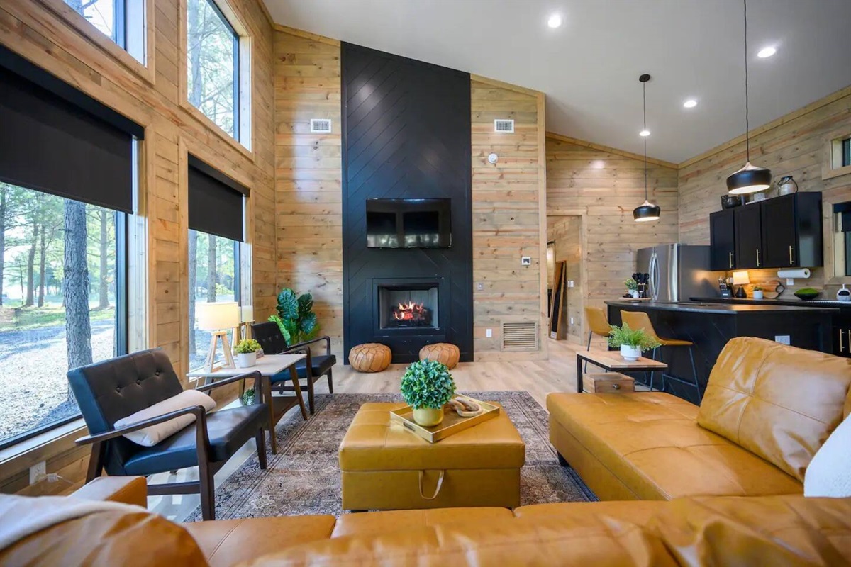 My wife and I stayed at this cabin for a short getaway before we take our honeymoon in a few months. The cabin was super clean and really beautiful! The best part was hanging out in the hot tub and watching Netflix while we grilled steaks! 