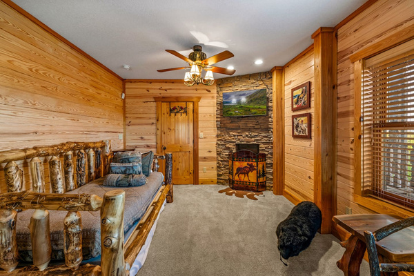 Bedroom 3, Majestica Lodge