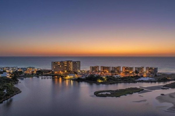 Pinnacle Port near 30 A, Panama City Beach, FL