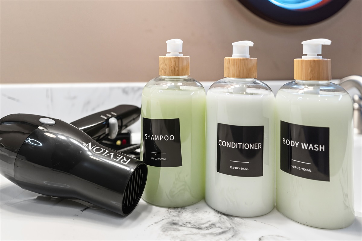 We&rsquo;ve thought of everything. Shampoo, conditioner, and body wash in every bathroom.