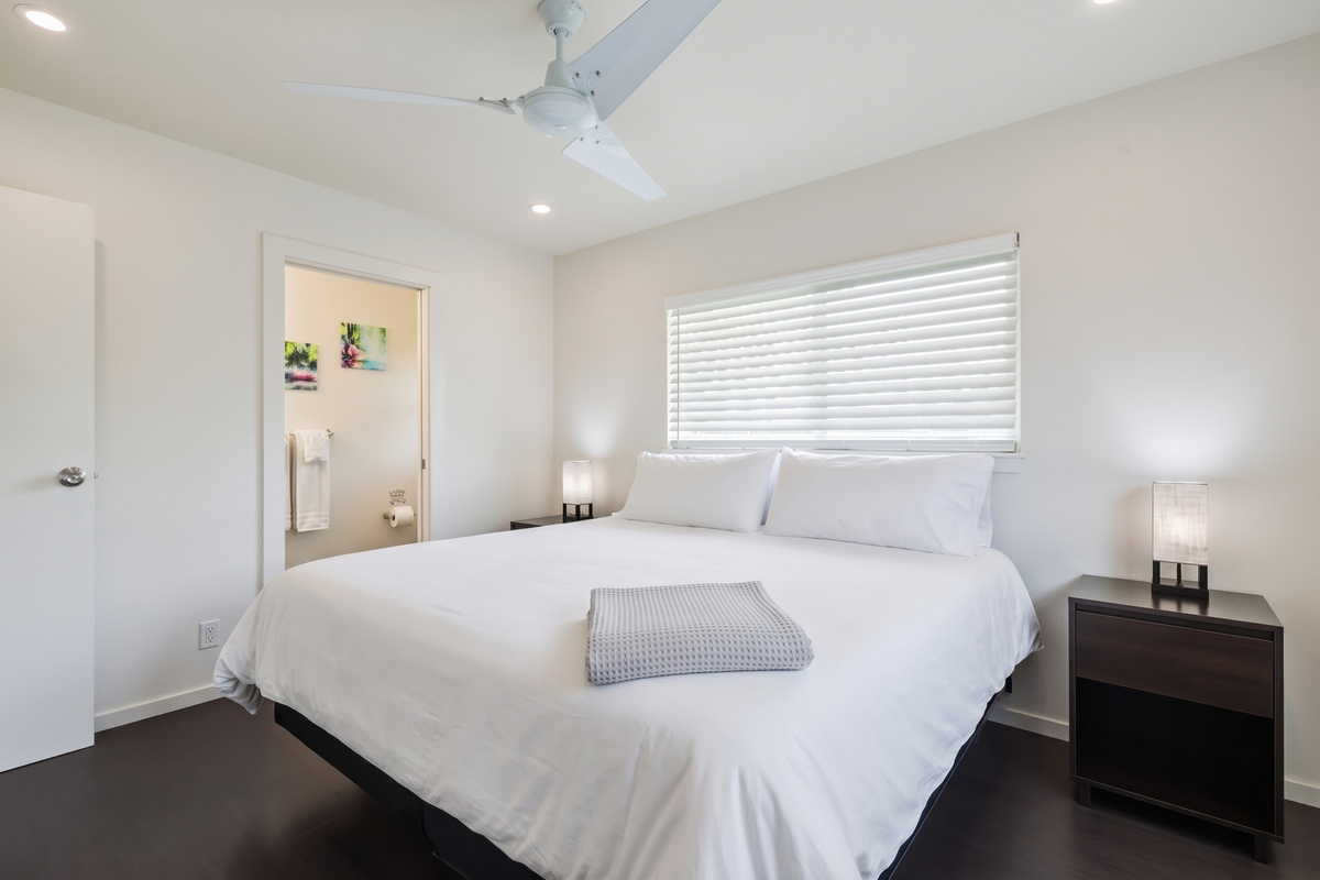 King Bedroom | Representative Interior. Unit finishes, furnishings, and decor may vary.