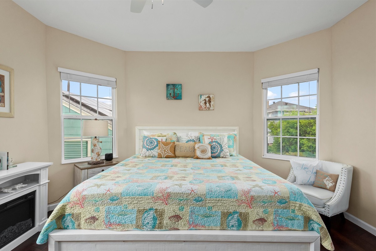 ccdafa2a2ead40b1b44dbbf8ddd947f9 Large | Beachhouse | Texas | TX | Vacation Homes | Galveston | Crystal Beach | Kokomo | Breezy Days | Beachfront Elegance | Sunrise Serenity | Southern Sands Property Management, LLC