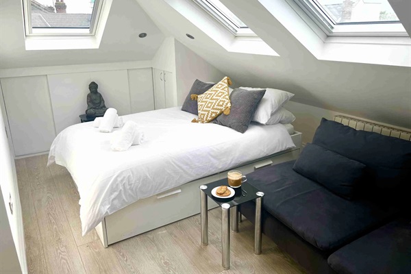 London Family Luxe at Melrose
