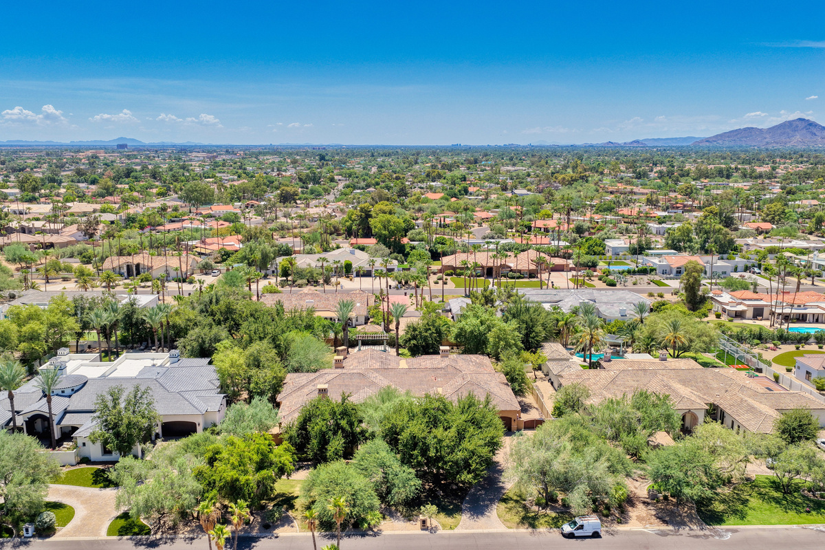 EPIC Sweetwater Estate | 5BR, Pool, Hot Tub & Casita — EPIC Sweetwater Estate | 5BR, Pool, Hot Tub & Casita, Scottsdale, Arizona — photo 8