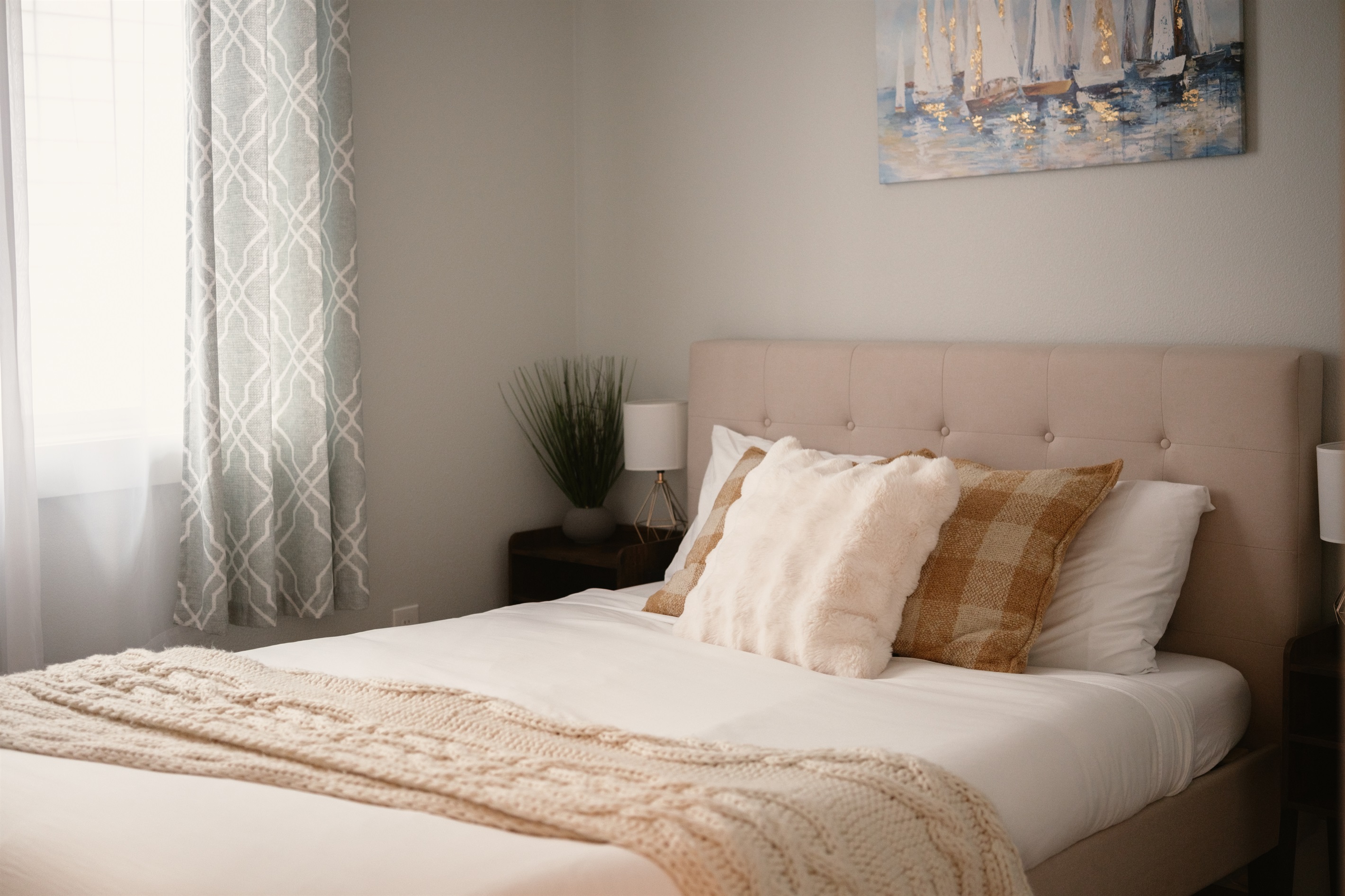 Queen bedroom with medium soft mattress. All of our sheets are hotel grade Egyptian cotton 400 thread count because great sleep matters while you are on vacation.