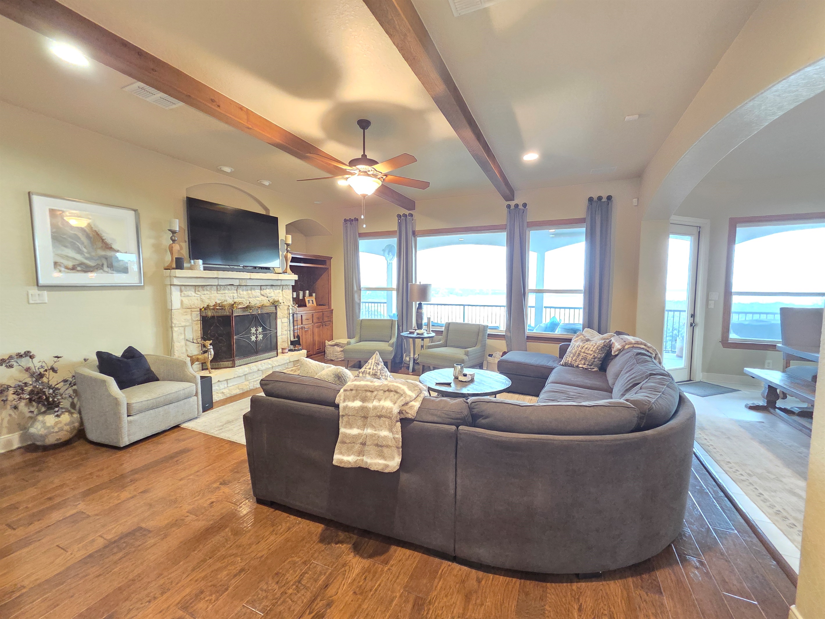 Family Room - lake view